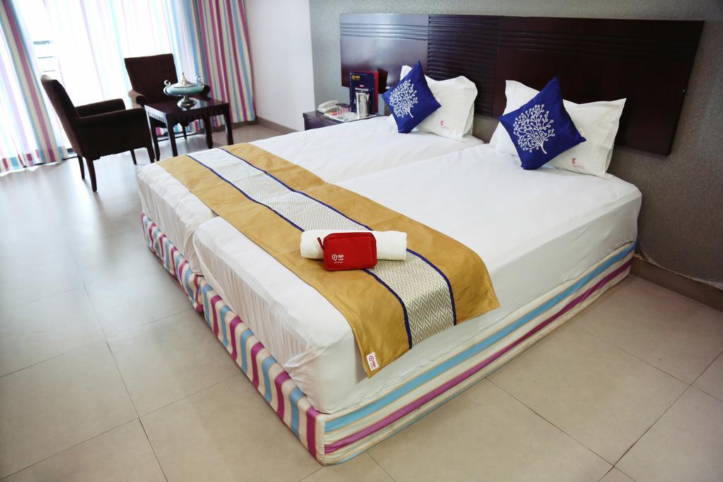 Oyo 710 Hotel Kshitij Pune Luaran gambar