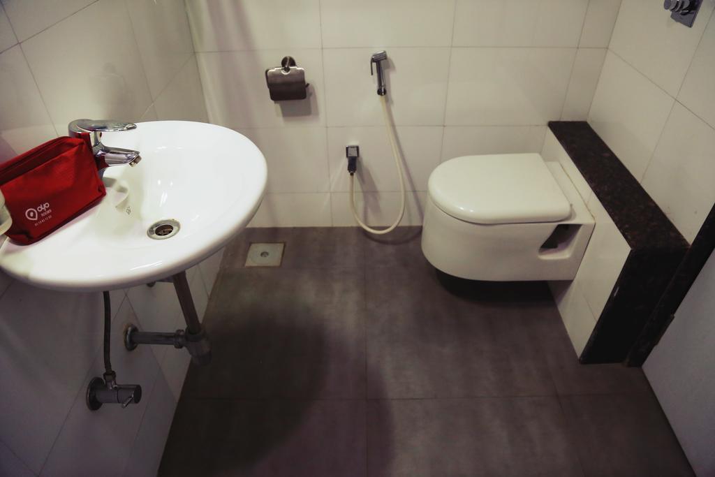 Oyo 710 Hotel Kshitij Pune Luaran gambar