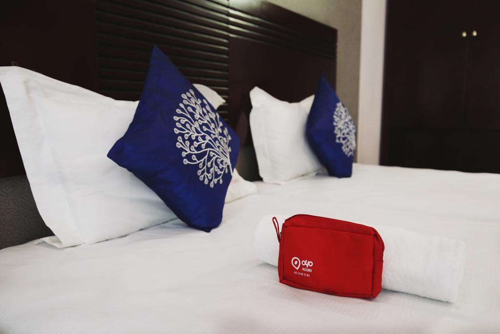 Oyo 710 Hotel Kshitij Pune Luaran gambar