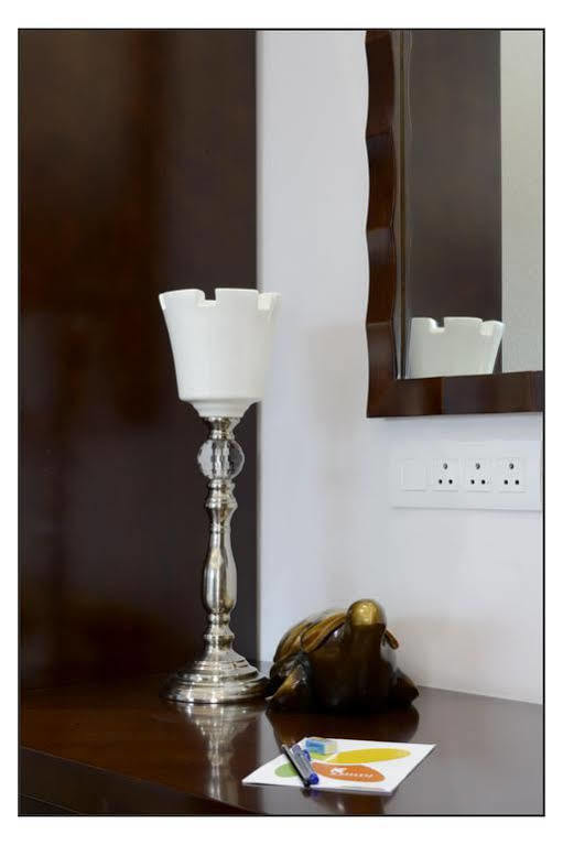 Oyo 710 Hotel Kshitij Pune Luaran gambar